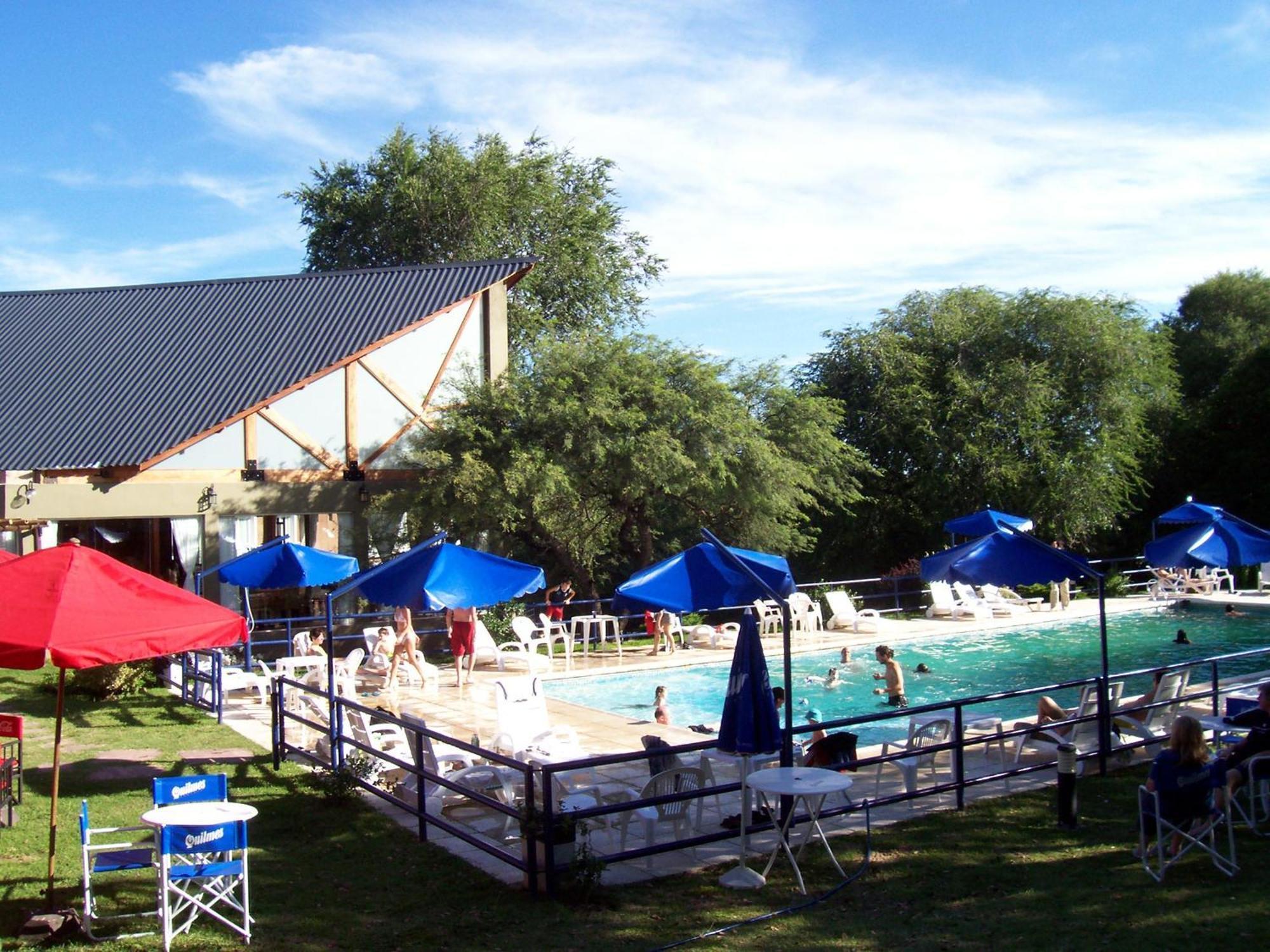 Howard Johnson Hotel&Spa Villa General Belgrano Buitenkant foto