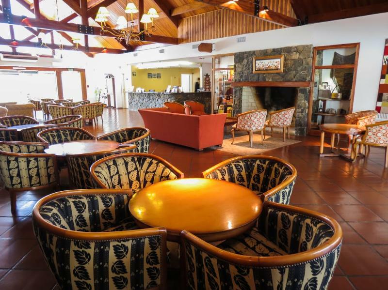 Howard Johnson Hotel&Spa Villa General Belgrano Buitenkant foto